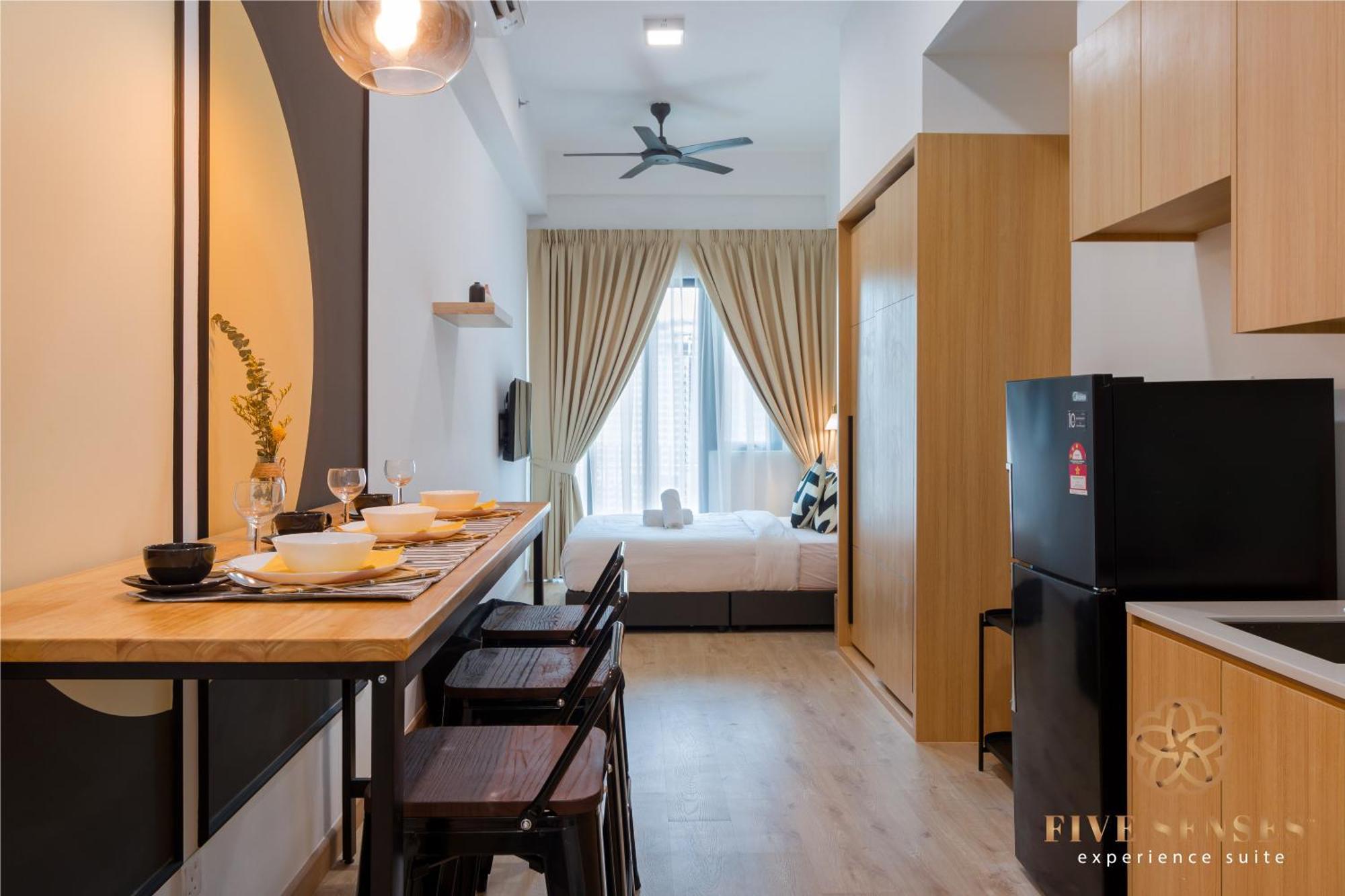 The Colony & The Luxe, Kuala Lumpur By Canopy Lives Phòng bức ảnh